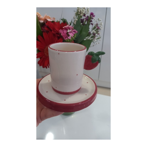 Kahve Fincanı Çilek El Yapımı
